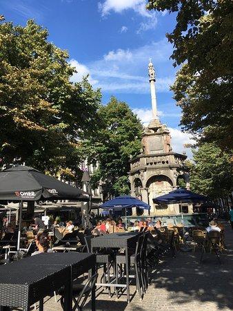 Cafe du Perron
